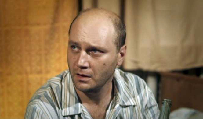 Porno onamning dosti bilan uxlagan