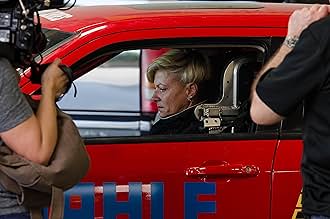 पोस्टर देखें