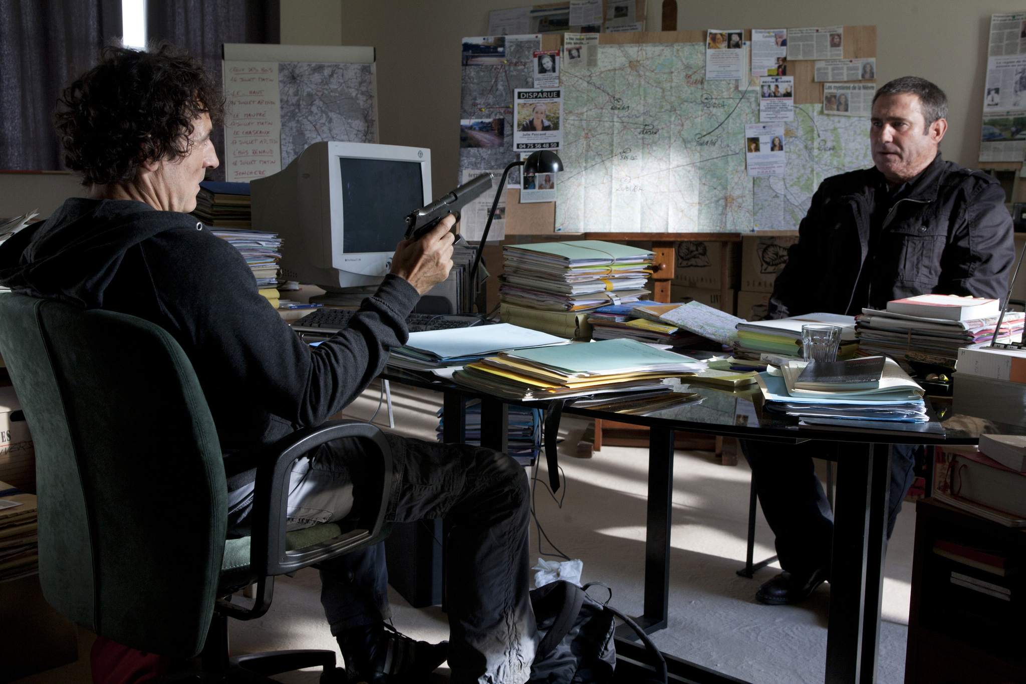 Albert Dupontel and Sergi López in The Prey (2011)