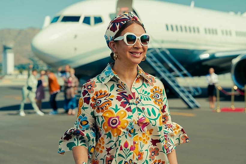 Maya Rudolph in Loot - Una fortuna (2022)