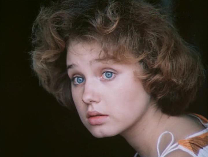 Yosh chekuvchilar bilan jinsiy transvestitlar Buzuq onaning porno videosini tomosha qiling