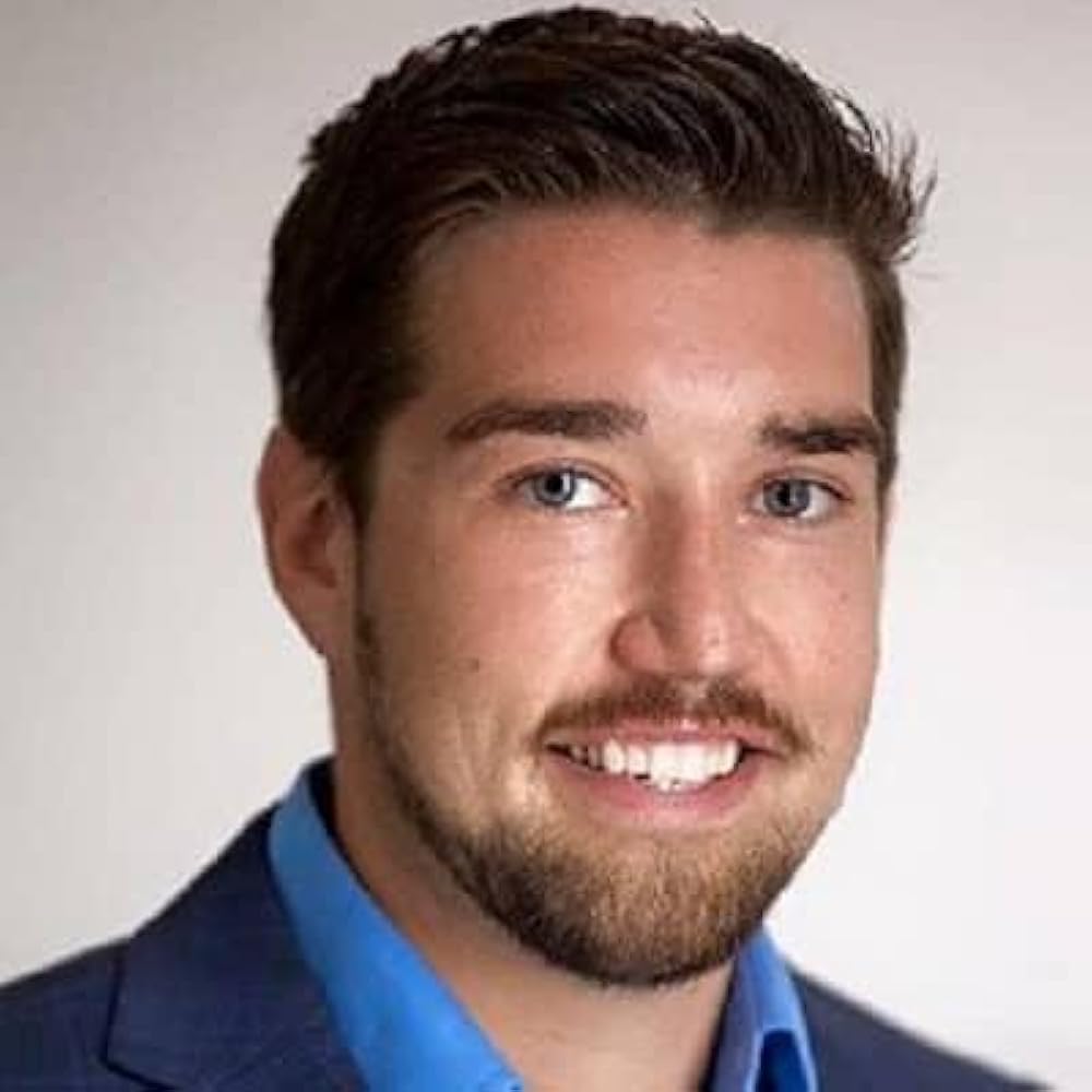 Courtland Mead - Biography - IMDb