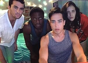 पोस्टर देखें