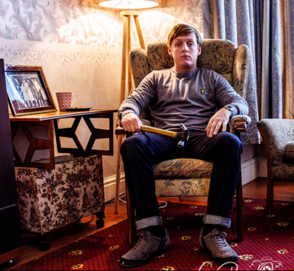 Poster of Synthesized