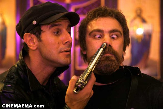 Katta yaralar bilan qora tanli geylarning jinsiy aloqasi