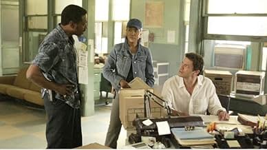 पोस्टर देखें