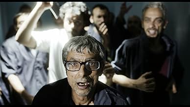 पोस्टर देखें