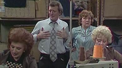 पोस्टर देखें