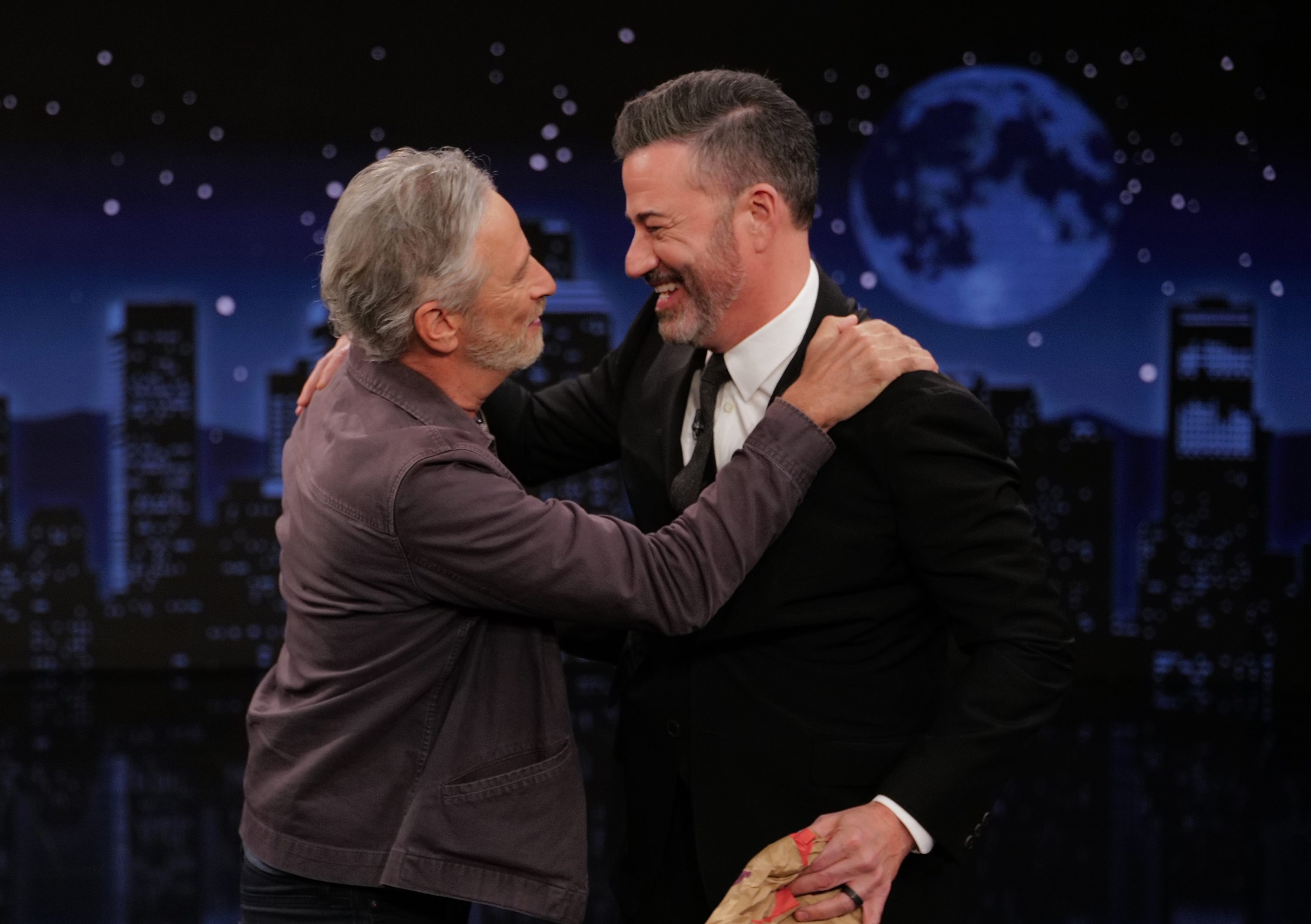 Jon Stewart To Host 'The Daily Show' Tonight Following Kimmel Pause - IMDb