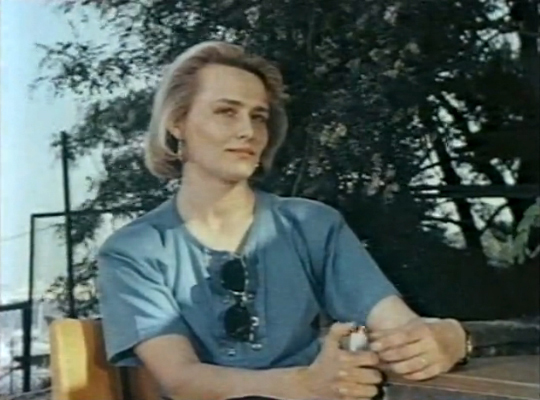 Porno klitoris va katta Yalangoch porno modellar