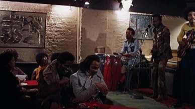 पोस्टर देखें