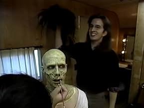 पोस्टर देखें