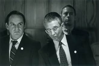 पोस्टर देखें