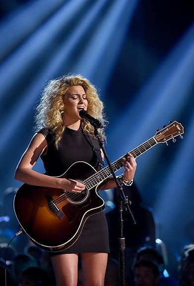 Primary photo for Tori Kelly Primary photo for Tori Kelly