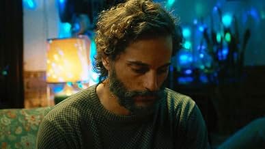 पोस्टर देखें