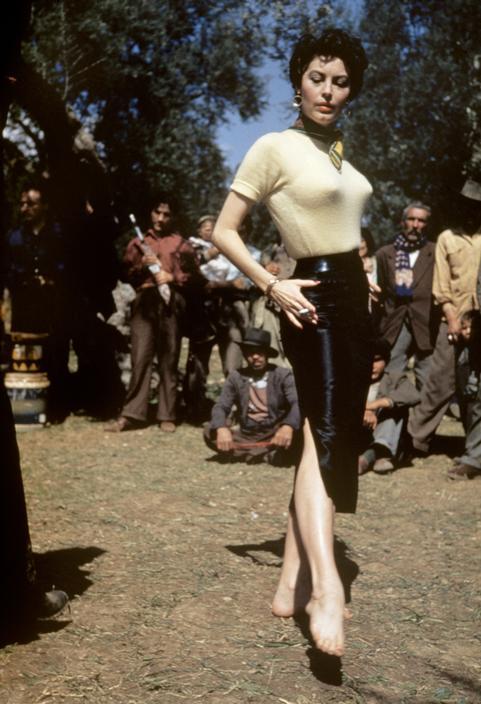 MV5BMzcxZDRkYmQtMjc2ZC00NWY0LWI3NWUtZjRl