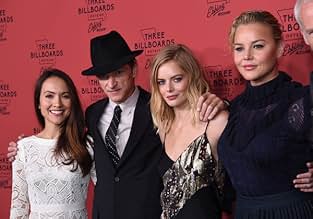 पोस्टर देखें