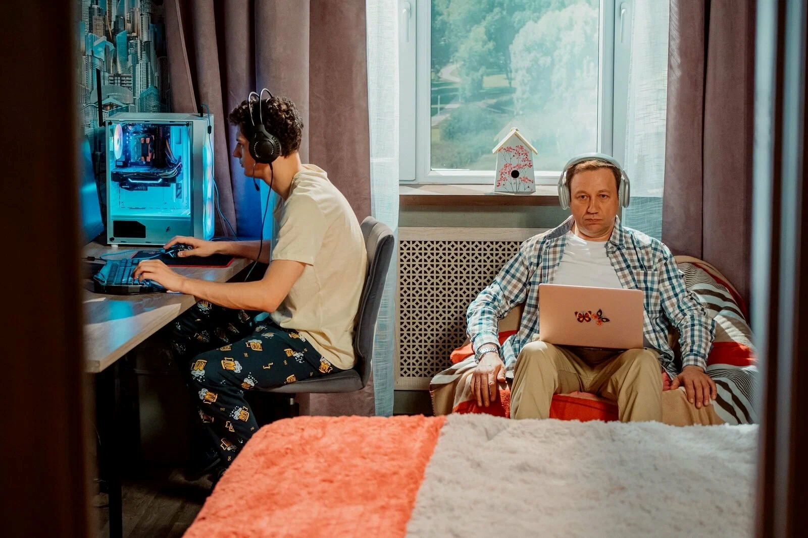 Tanya qanday sikilgani haqida onlayn porno Katta koptokli azo surati