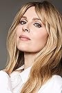 Cara Buono's primary photo Cara Buono's primary photo