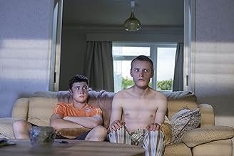 पोस्टर देखें