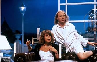 पोस्टर देखें