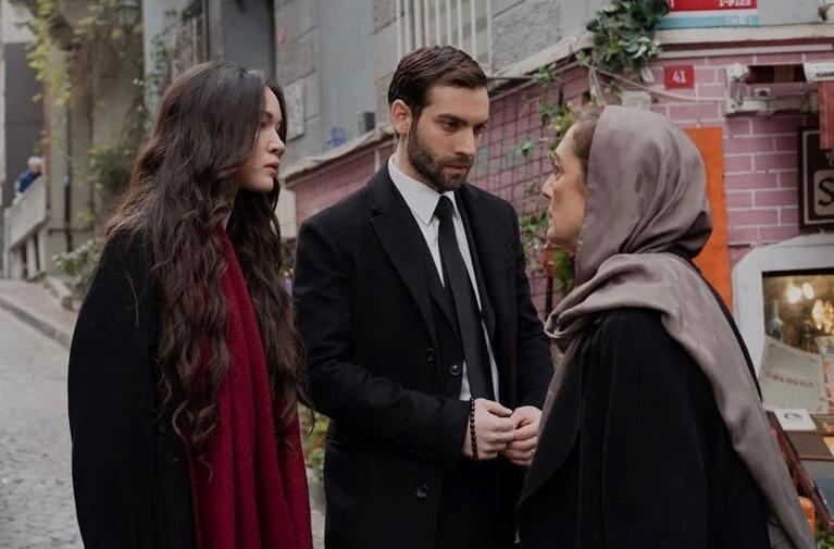 Ruscha ikki boyinbogli jinsiy aloqa Porno - bu odamning tanasiga begona jismlarni kiritish