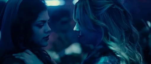 पोस्टर देखें