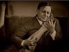 पोस्टर देखें