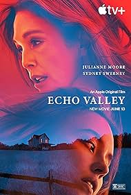 Julianne Moore and Sydney Sweeney in Echo Valley (2025)