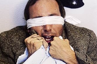 पोस्टर देखें