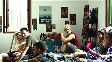 पोस्टर देखें