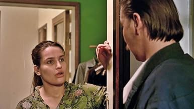 पोस्टर देखें