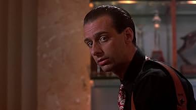 पोस्टर देखें