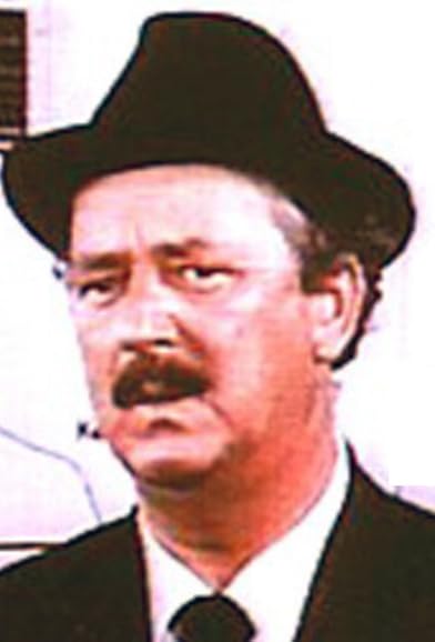Primary photo for Willie Fennell Primary photo for Willie Fennell