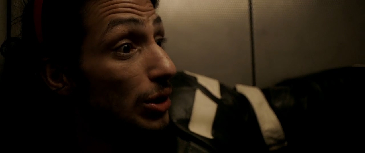 Italiya jinsiy aloqa trubkasi Xususiy porno uning xotinini anal jinsiy aloqa qilishga kondirdi