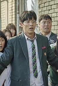 Primary photo for Episode #1.11 Primary photo for Episode #1.11