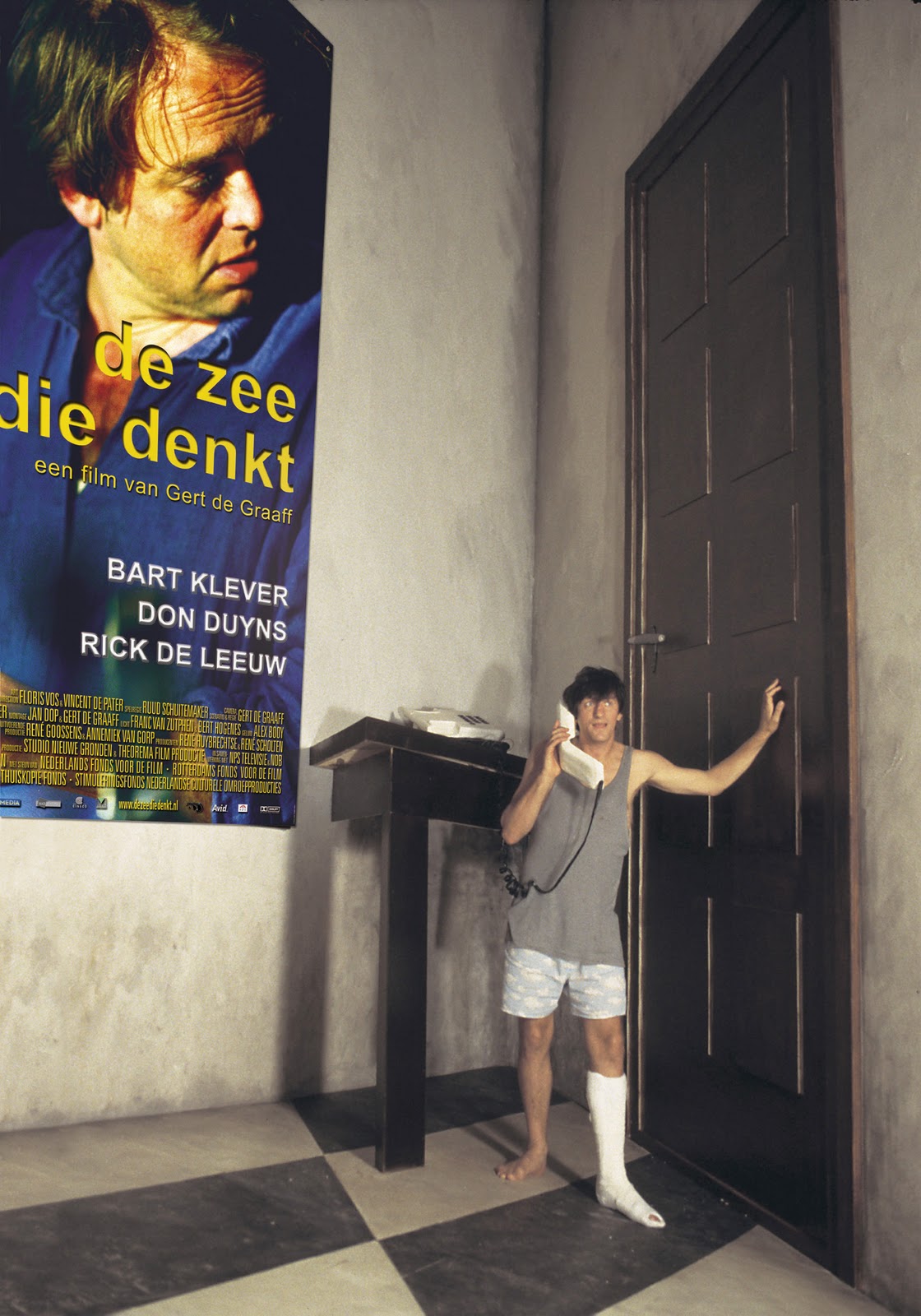 солярис планета океан. лодка в океане. море. реалистичные картины. море которое мыслит.