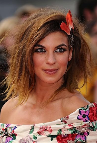 Primary photo for Natalia Tena Primary photo for Natalia Tena