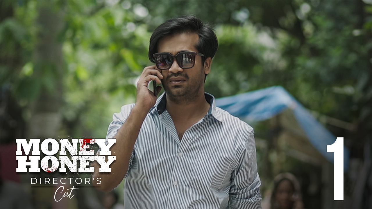 Busty lezbiyenler va belbogli Ikki yigit porno uchun Rossiyaga keldi.