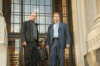 पोस्टर देखें