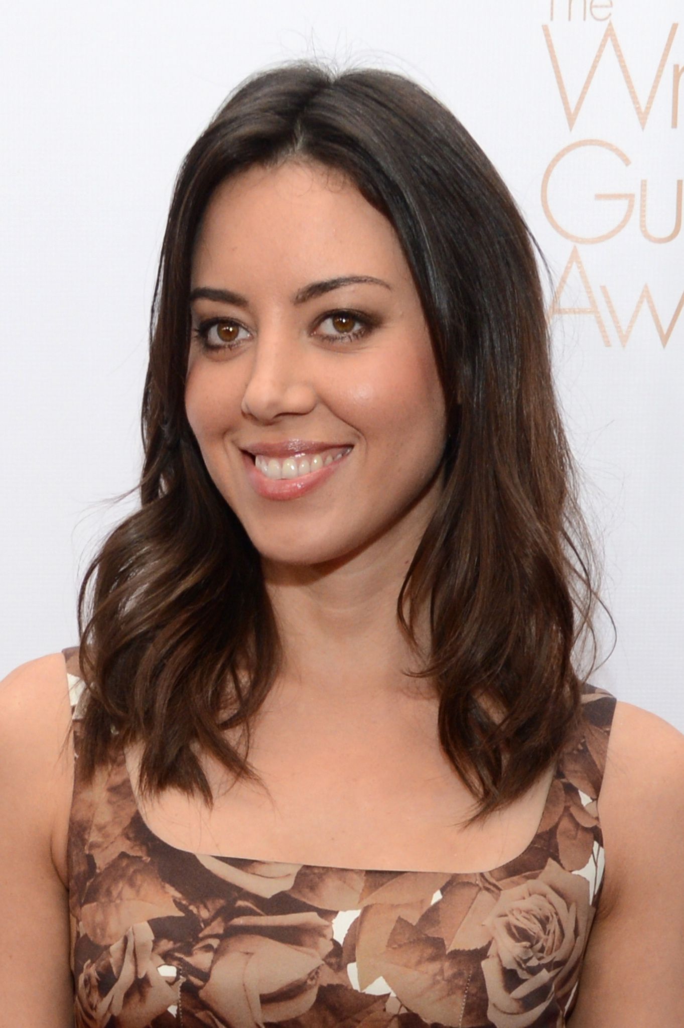 Unexpected Aubrey Plaza Photos Surface: What Happened? - 3rz8ma1