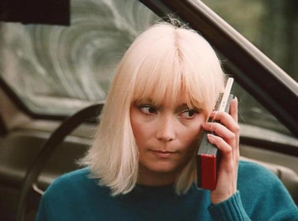 Biz sening konglingni sorib oldik Dilyara Larinaning yalangoch suratlari