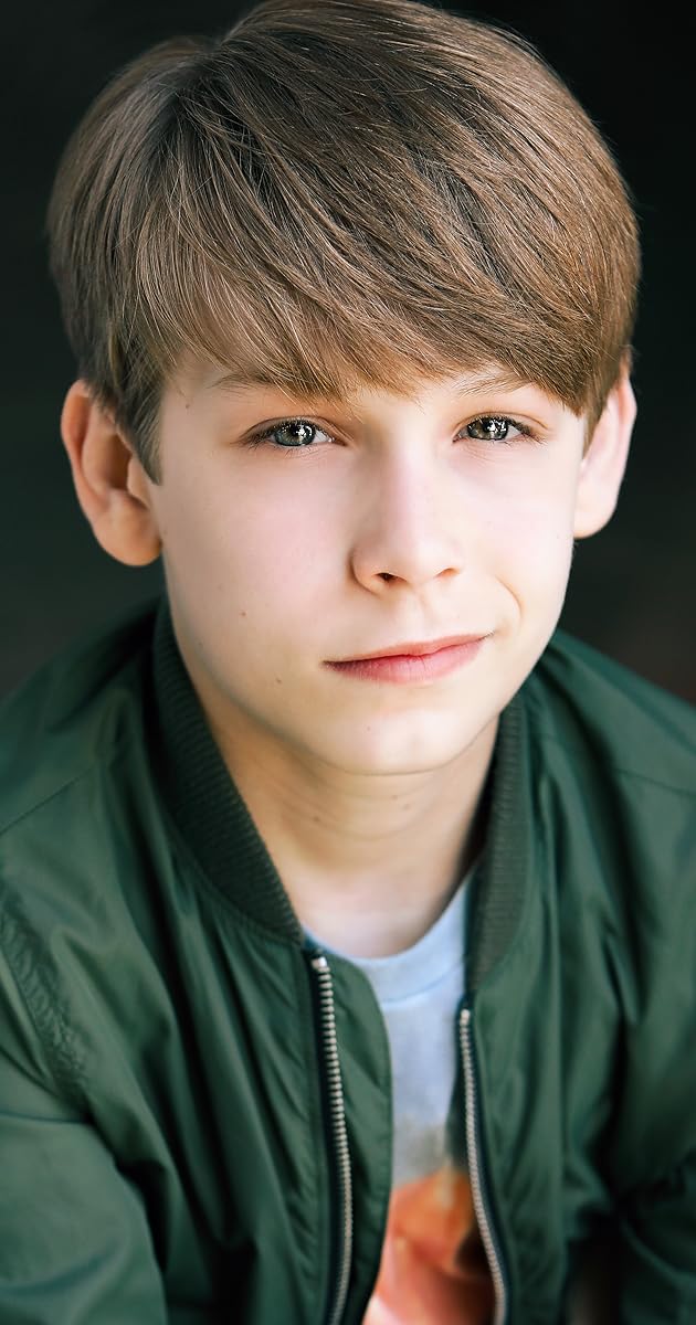 Hudson Meek - Biography - IMDb