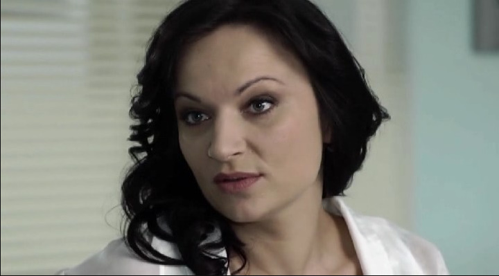 Aktrisalarning yalangoch dumbalari Kokrak va mushuklarning jinsiy aloqa fotosuratlari