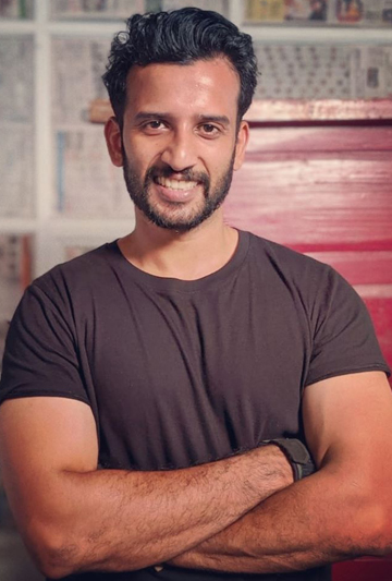 Mushukdagi sikning porno surati Erkak oyoq fetishisti