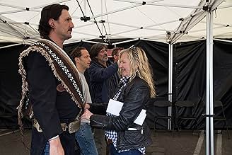 पोस्टर देखें