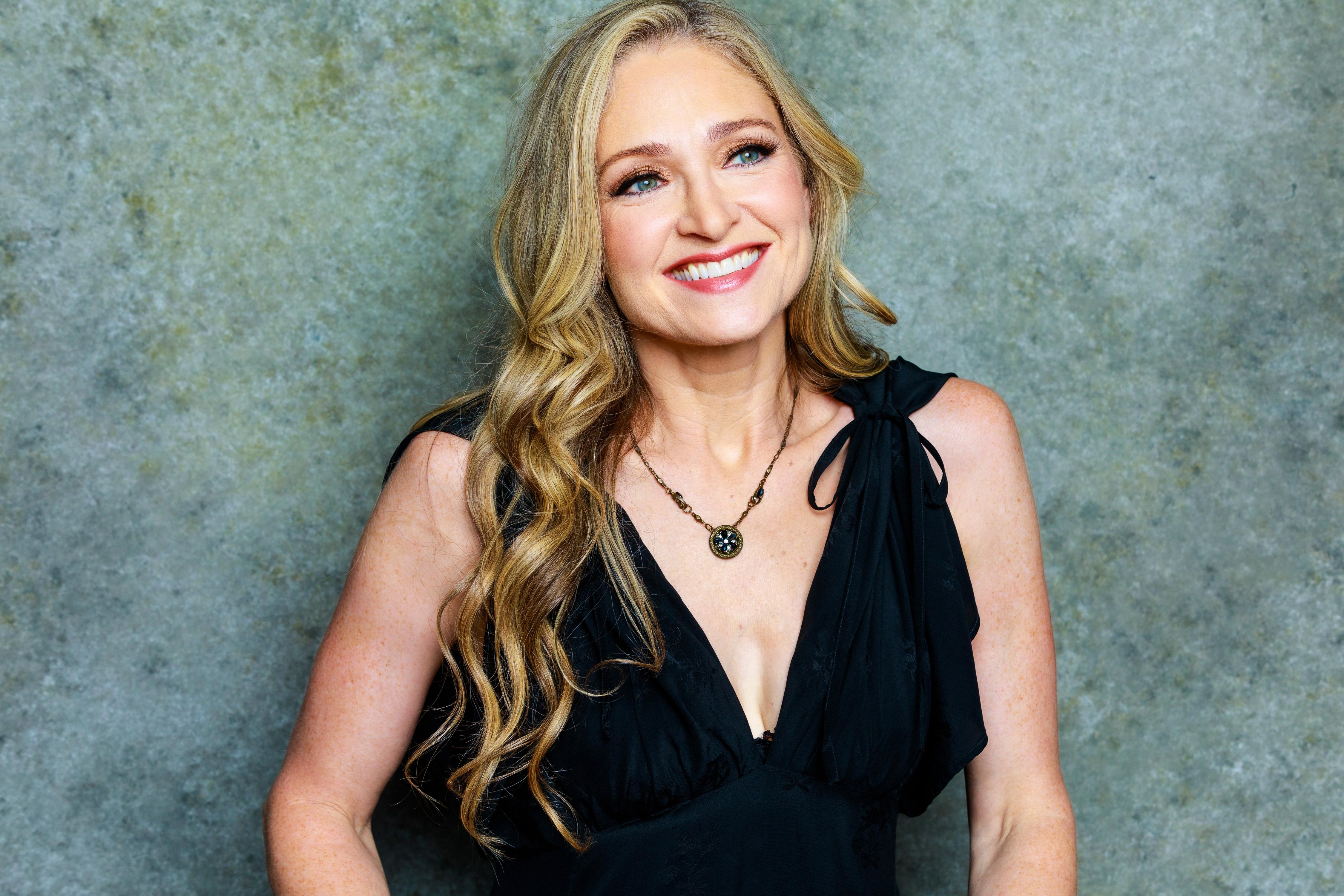 Julie Nathanson