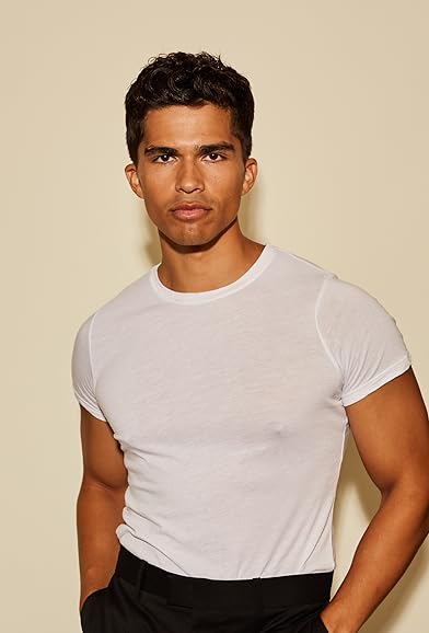 Primary photo for Alex Aiono Primary photo for Alex Aiono