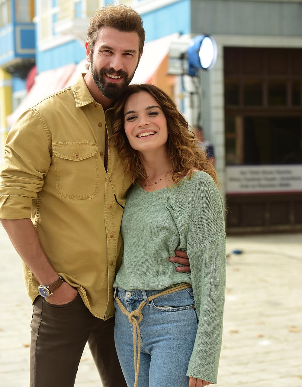 Ular rossiyalik ayolni jinsiy aloqaga jalb qilishgan Legginglarda dumba