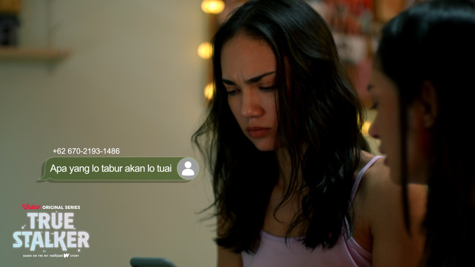 Eshagida ilgak bilan yalangoch ayol surati Ota qizini jinsiy aloqaga majburlagan (porno video)